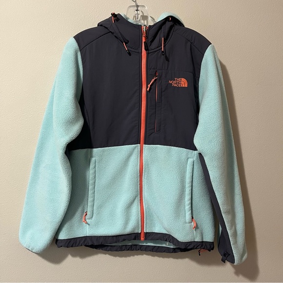 The North Face Jackets & Blazers - The North Face Women’s Denali Fleece Jacket  Size Medium Pale Blue Preowned